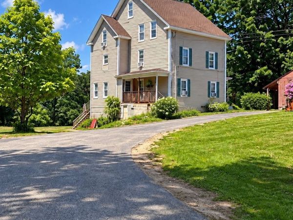 73 S Main St, North Brookfield, MA 01535