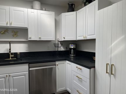 1055 Baywood #d Drive, Sparks, NV 89434 Photo