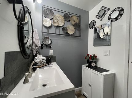 1055 Baywood #d Drive, Sparks, NV 89434 Photo