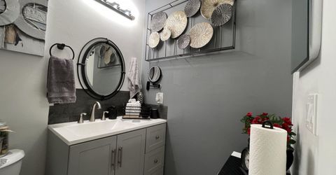 1055 Baywood #d Drive, Sparks, NV 89434 Photo