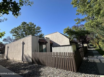 1055 Baywood #d Drive, Sparks, NV 89434 Photo
