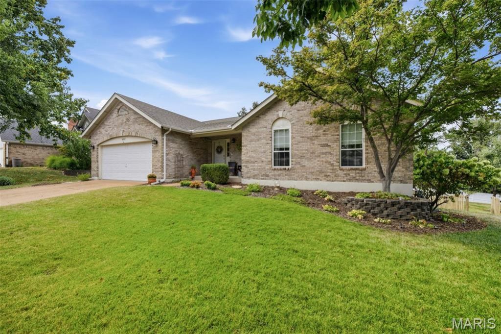 16337 Centerpointe Drive, Grover, MO 63040 Main Photo