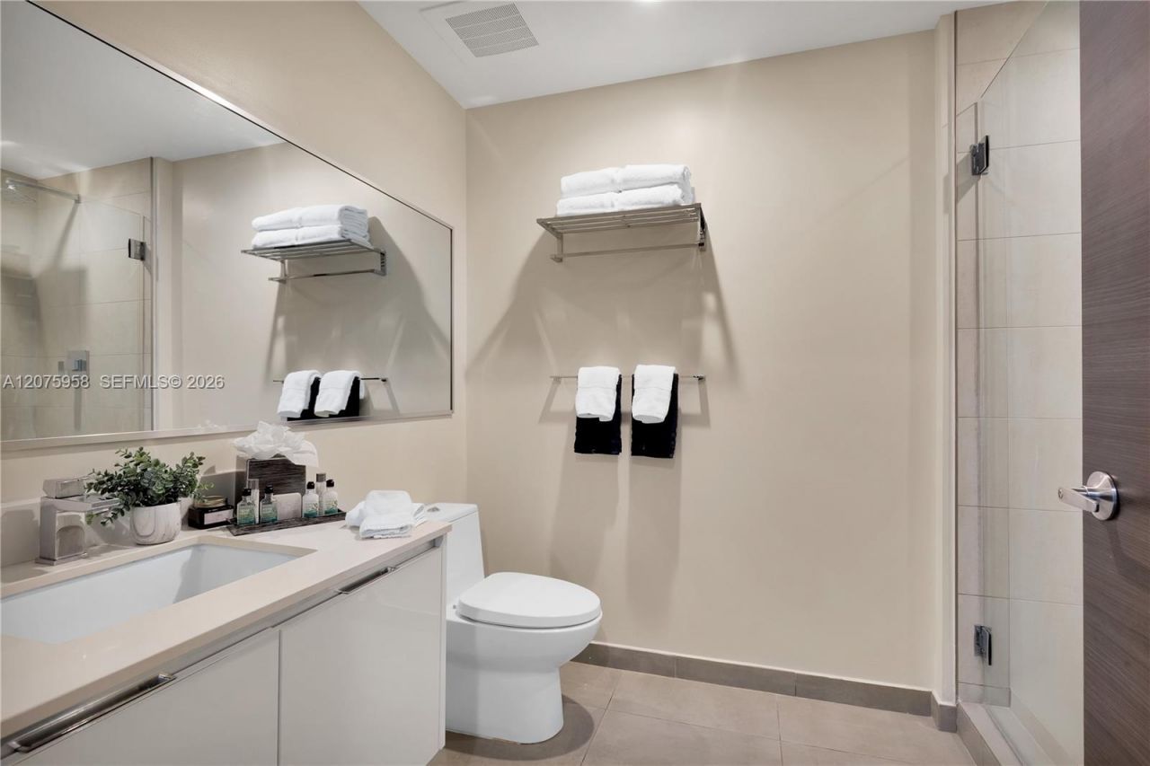 777 N Ocean Dr, Unit N227, Hollywood, FL 33019 Photo