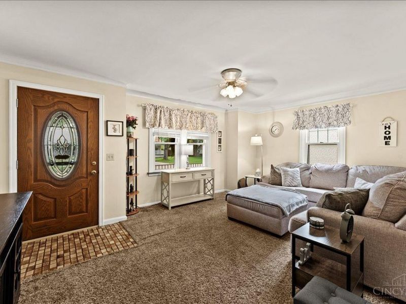 6941 Dianna Drive, North College Hill, OH 45239 Photo 2
