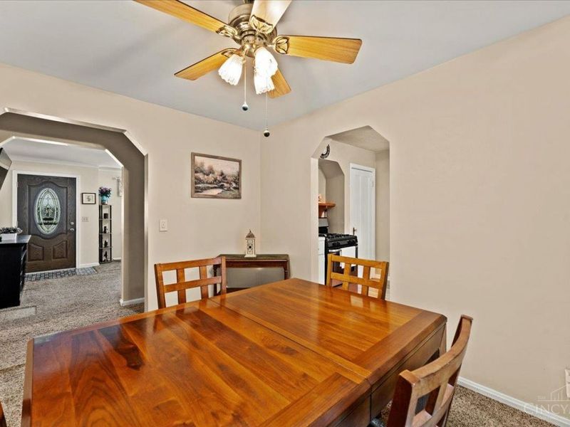 6941 Dianna Drive, North College Hill, OH 45239 Photo 5