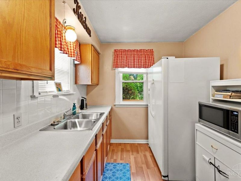 6941 Dianna Drive, North College Hill, OH 45239 Photo 9