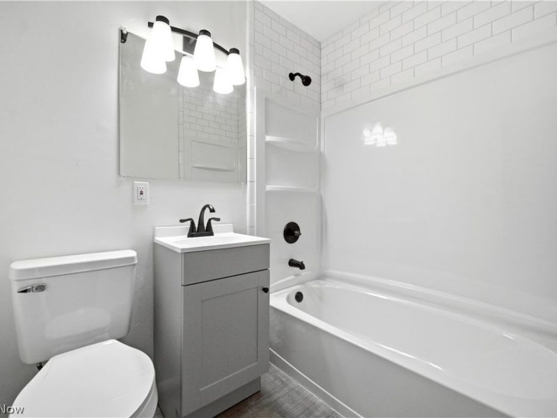 24320 Laing Road, Bedford Heights, OH 44146 Photo 13