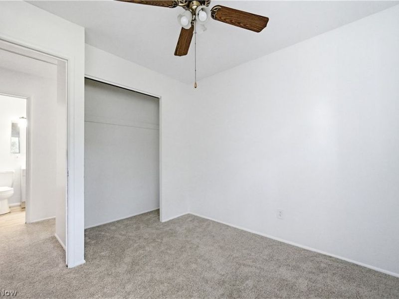 24320 Laing Road, Bedford Heights, OH 44146 Photo 20