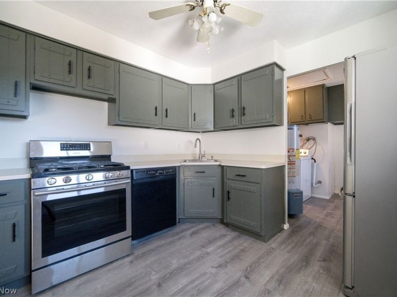 24320 Laing Road, Bedford Heights, OH 44146 Photo 5