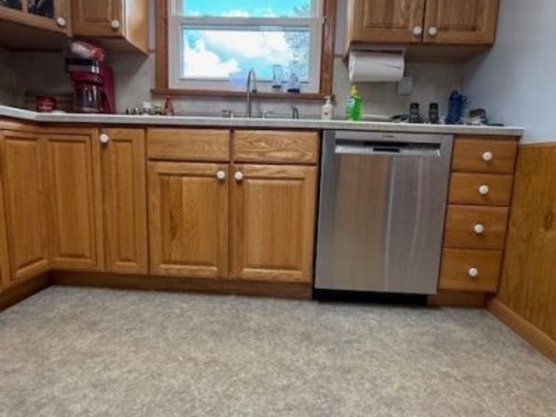 21756 Ileen Drive, West Lafayette, OH 43845 Photo 17