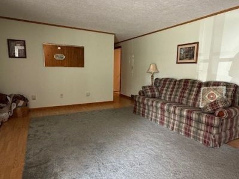 21756 Ileen Drive, West Lafayette, OH 43845 Photo 23