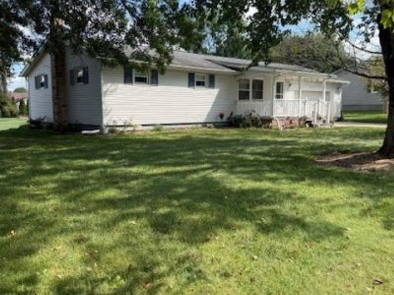 21756 Ileen Drive, West Lafayette, OH 43845 Photo 3