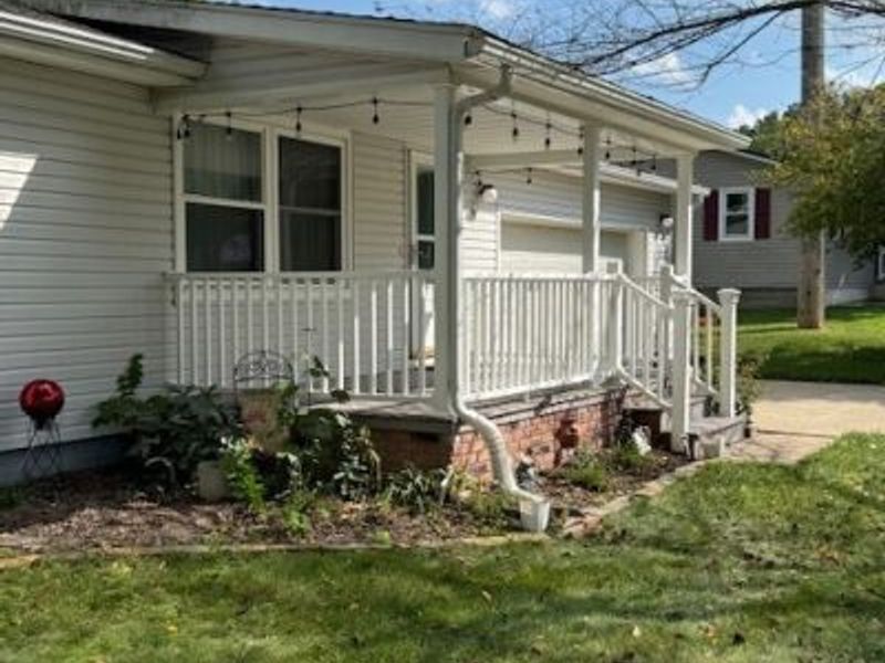 21756 Ileen Drive, West Lafayette, OH 43845 Photo 9