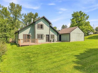 2652 Massillon Road, Akron, OH 44312