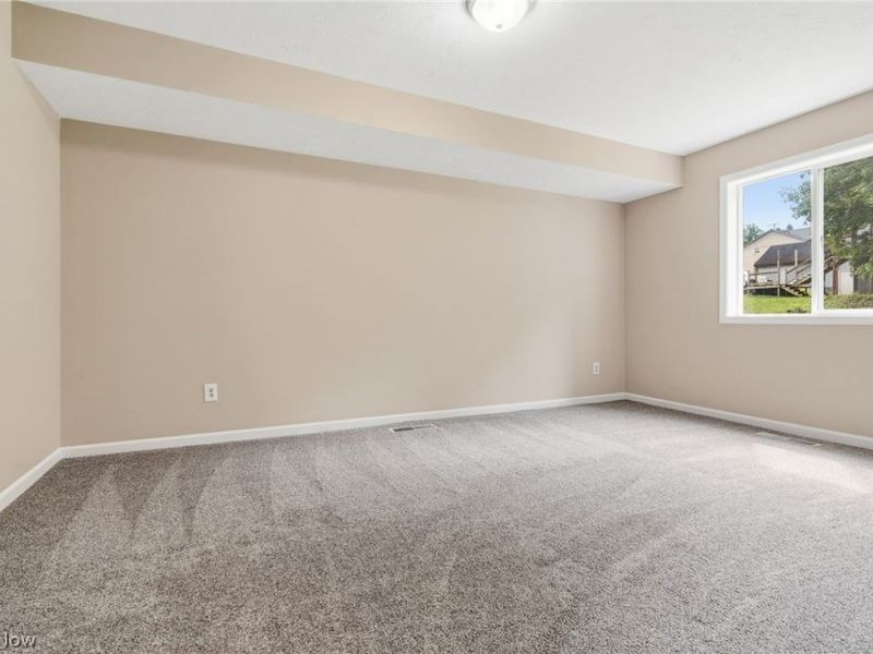 2652 Massillon Road, Akron, OH 44312 Photo 26