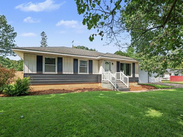 2429 Linda Avenue SE, Grand Rapids, MI 49546