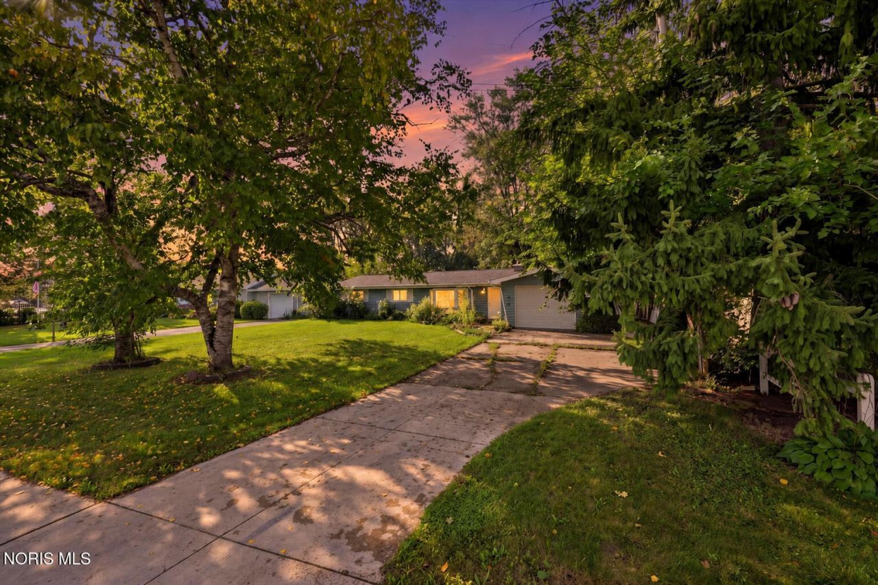 3971 Angola Road, Toledo, OH 43615 Main Photo