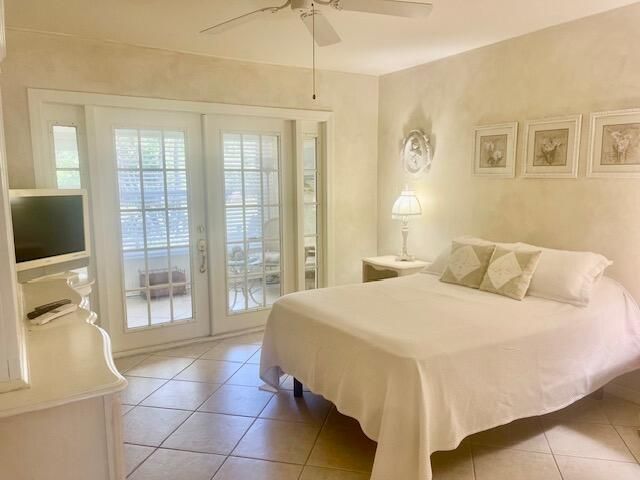 113 Lakes End Drive, Unit Apt c, Fort Pierce, FL 34982 Photo