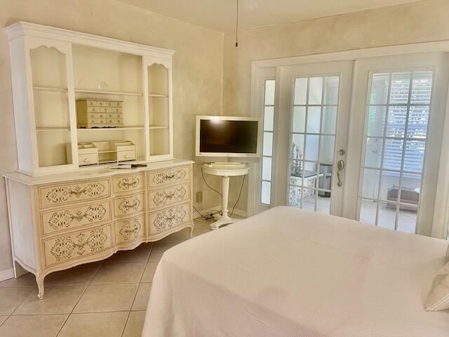 113 Lakes End Drive, Unit Apt c, Fort Pierce, FL 34982 Photo