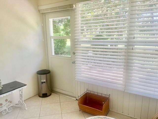 113 Lakes End Drive, Unit Apt c, Fort Pierce, FL 34982 Photo