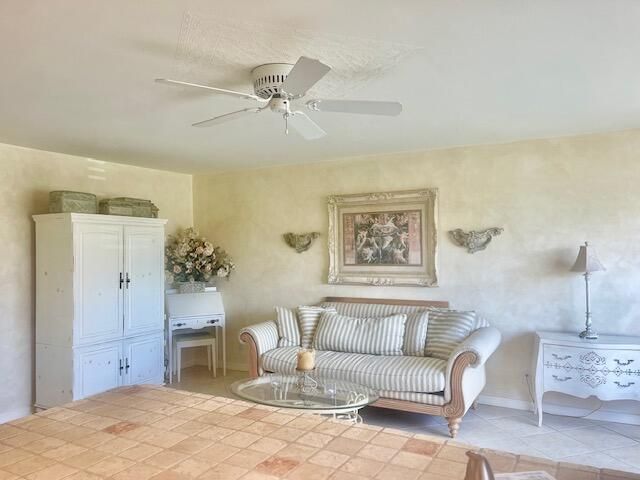 113 Lakes End Drive, Unit Apt c, Fort Pierce, FL 34982 Photo