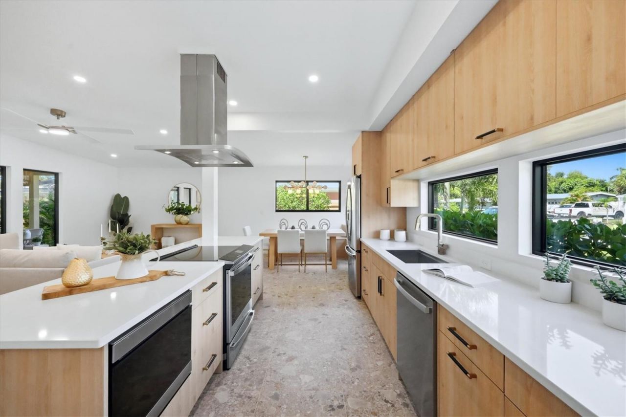 1706 Livingstone Street, Sarasota, FL 34231 Photo