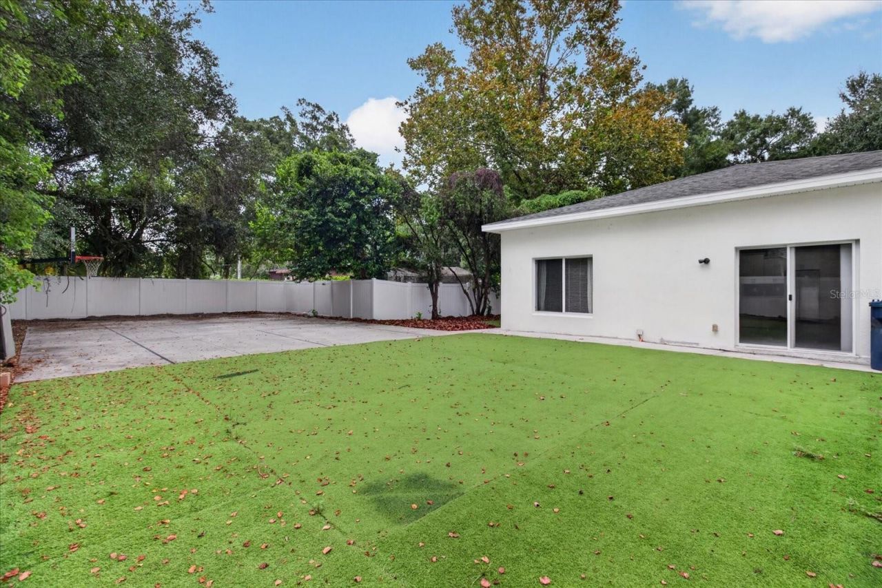 5114 Chilkoot Street, Tampa, FL 33617 Photo
