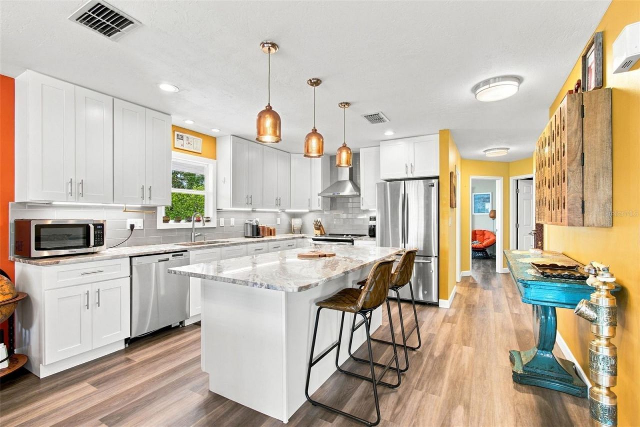 389 Georgia Avenue, Crystal Beach, FL 34681 Photo