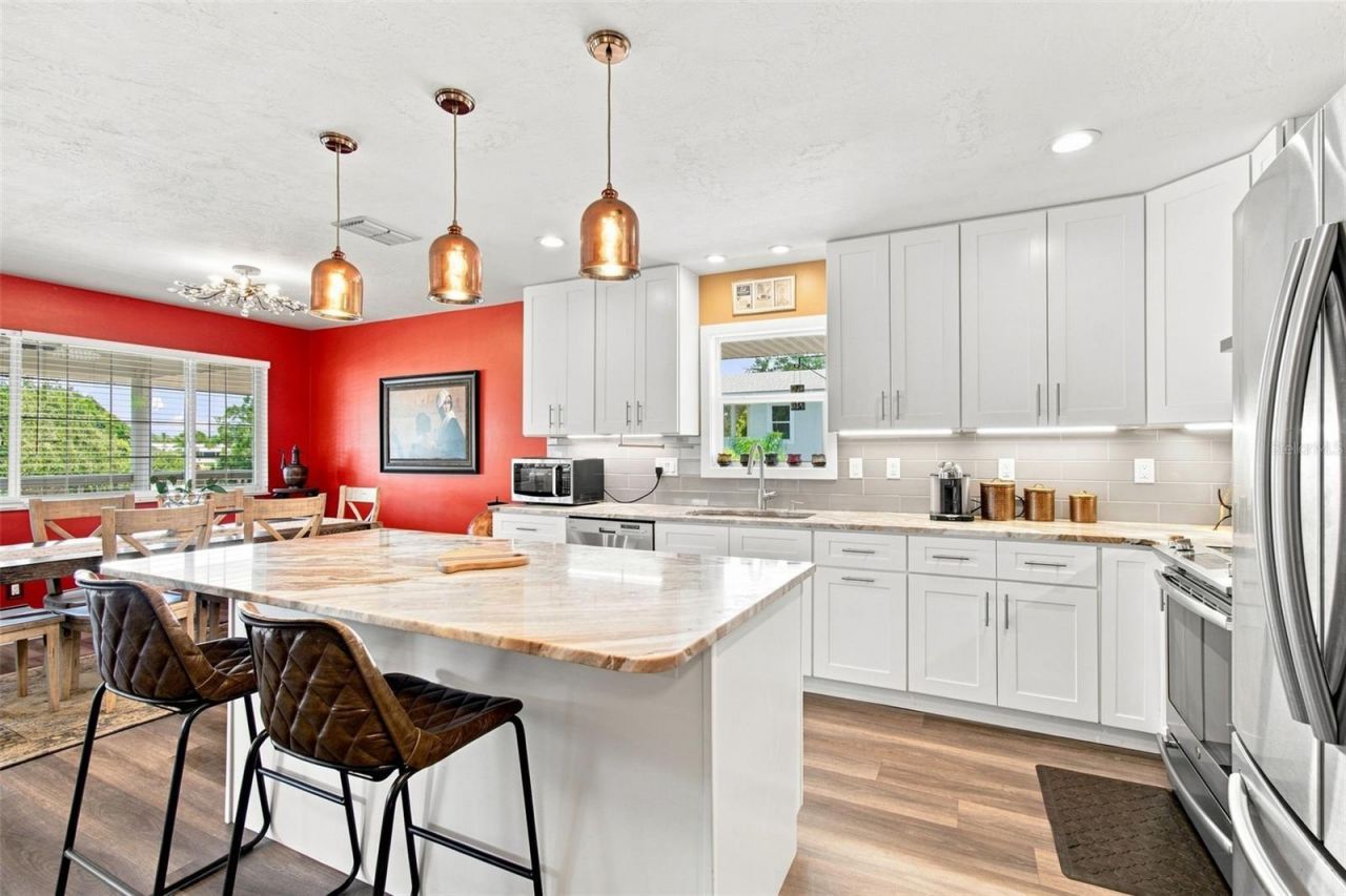 389 Georgia Avenue, Crystal Beach, FL 34681 Photo