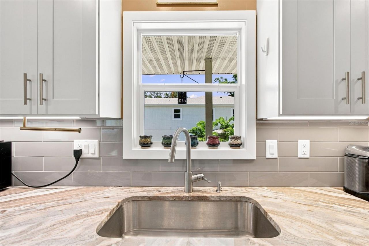 389 Georgia Avenue, Crystal Beach, FL 34681 Photo