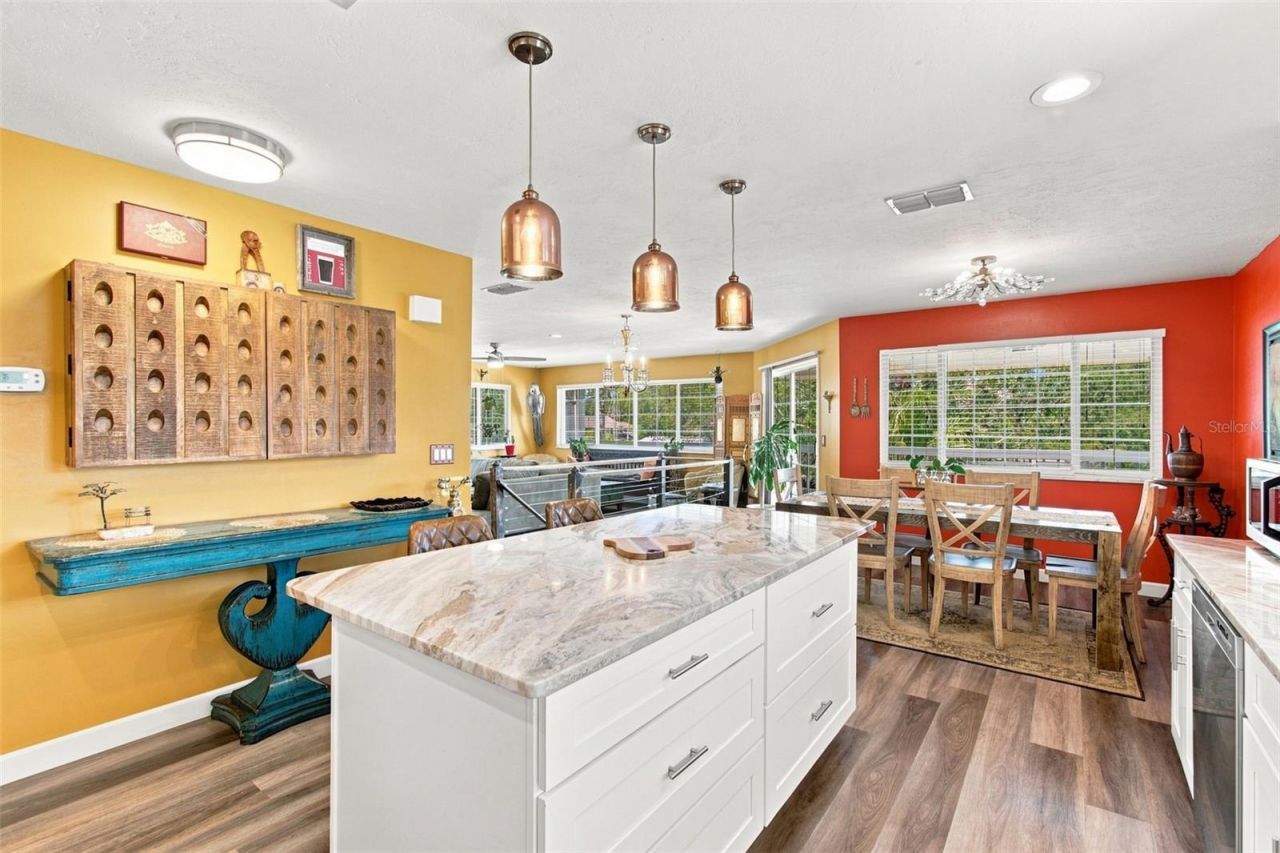 389 Georgia Avenue, Crystal Beach, FL 34681 Photo