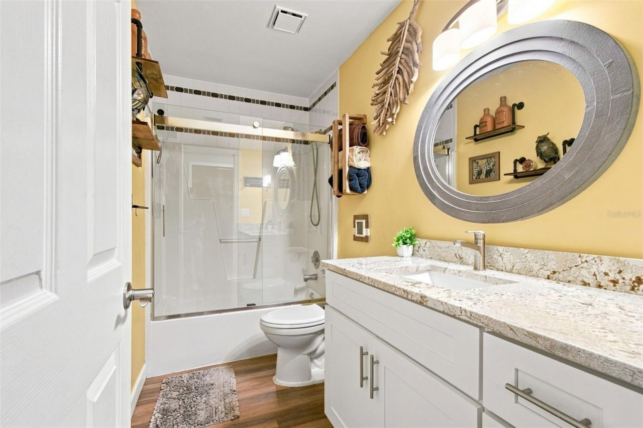 389 Georgia Avenue, Crystal Beach, FL 34681 Photo