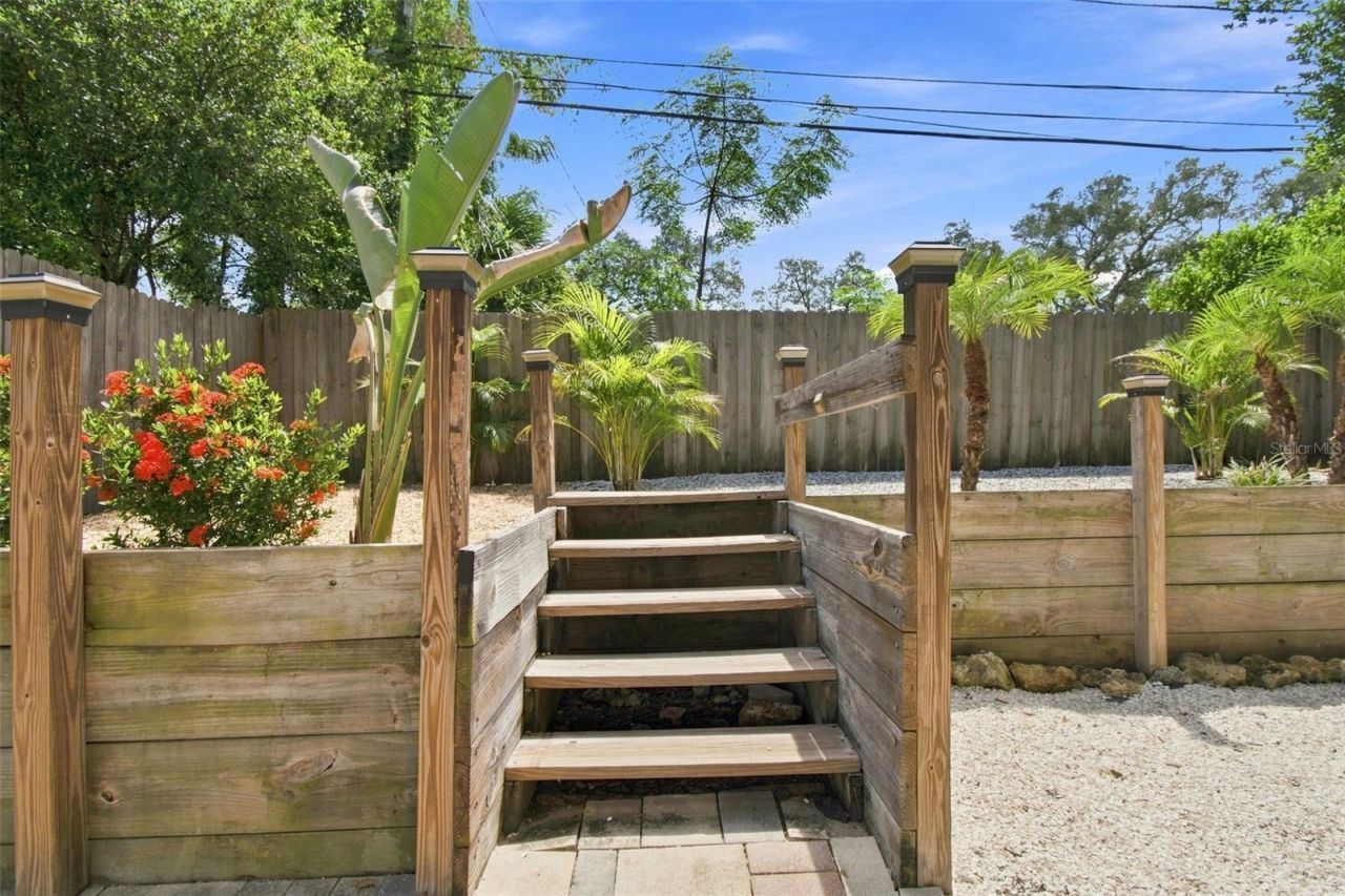 389 Georgia Avenue, Crystal Beach, FL 34681 Photo