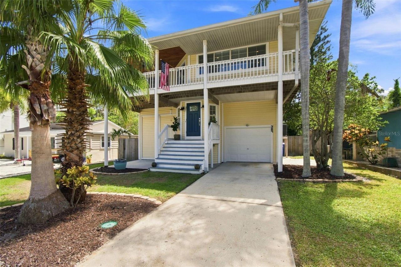 389 Georgia Avenue, Crystal Beach, FL 34681 Photo