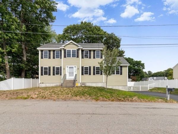 28 Glenside Ave, Billerica, MA 01821