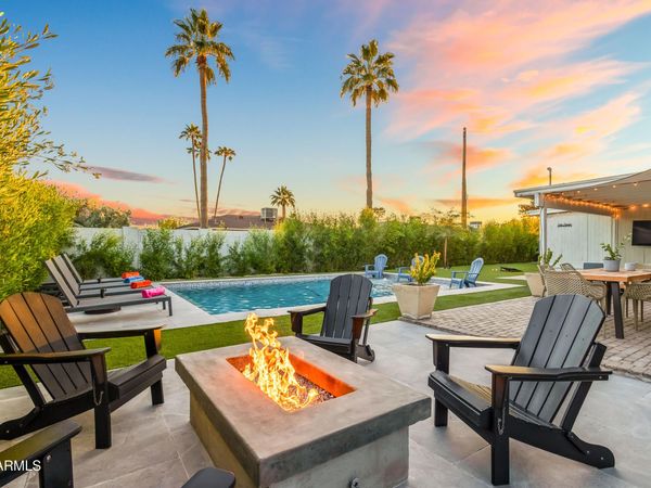 6743 E HOLLY Street, Scottsdale, AZ 85257