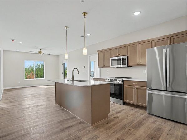 4428 Deer Creek Rd, Unit 201, Iowa City, IA 52246