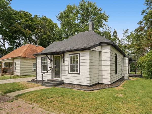 908 E Water Street , Urbana, IL 61802