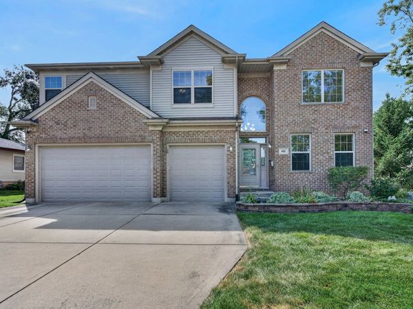 401 Lilac Lane , Elk Grove Village, IL 60007