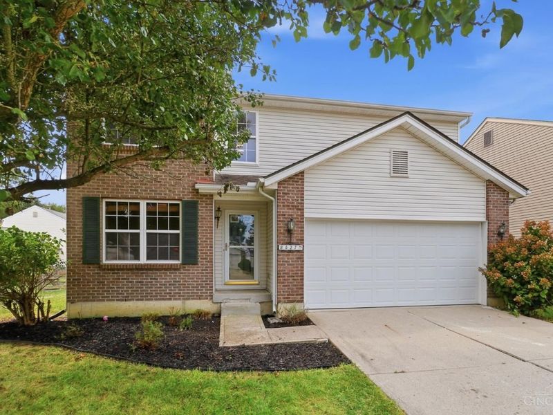 8427 Gettysburg Lane, Hamilton Township, OH 45039 Photo 1