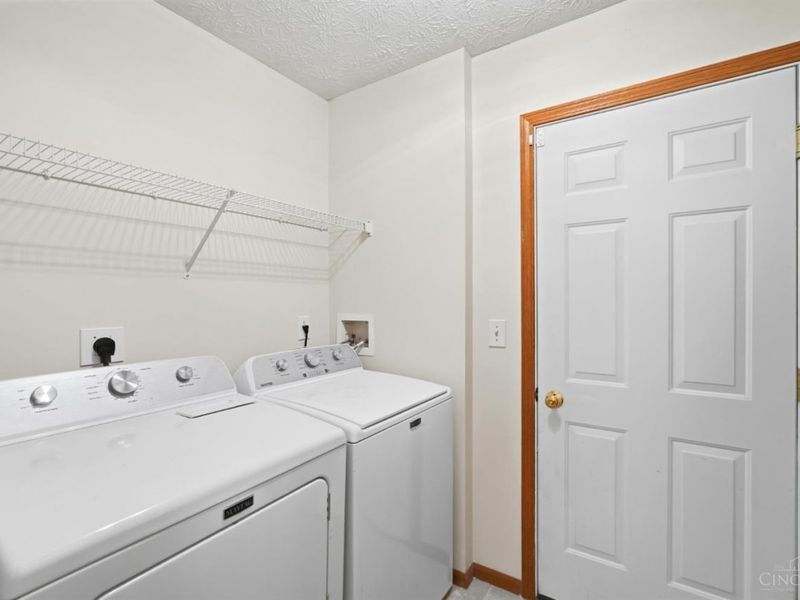 8427 Gettysburg Lane, Hamilton Township, OH 45039 Photo 21