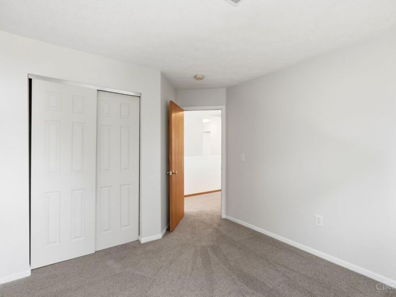 8427 Gettysburg Lane, Hamilton Township, OH 45039 Photo 33