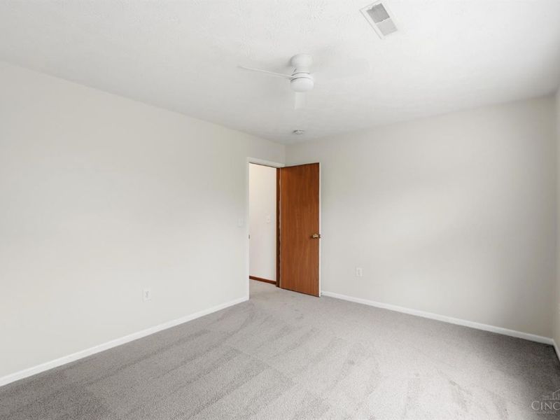 8427 Gettysburg Lane, Hamilton Township, OH 45039 Photo 36