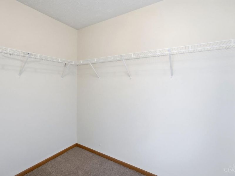 8427 Gettysburg Lane, Hamilton Township, OH 45039 Photo 37
