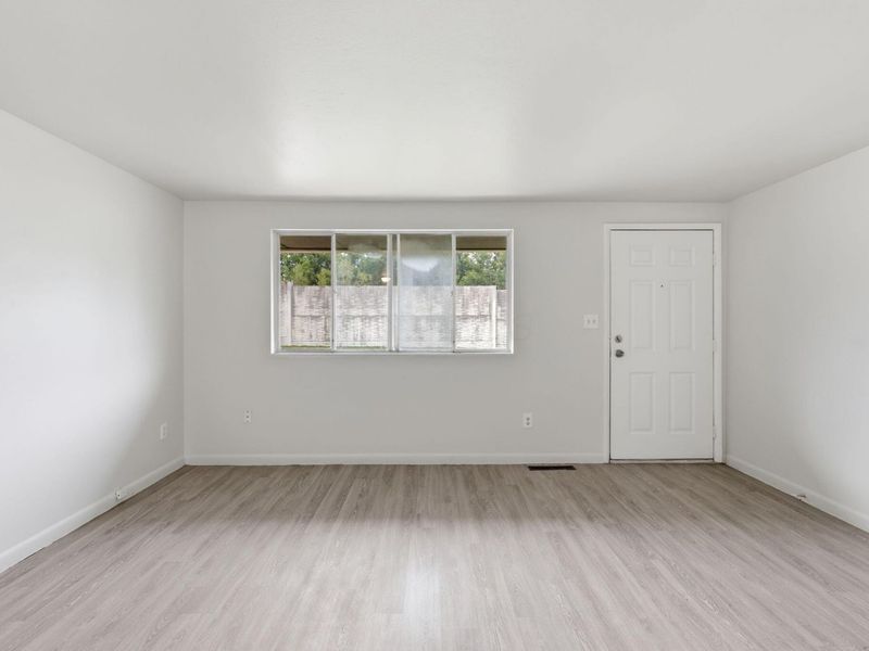 3596 E Dublin Granville Road, Westerville, OH 43081 Photo 4