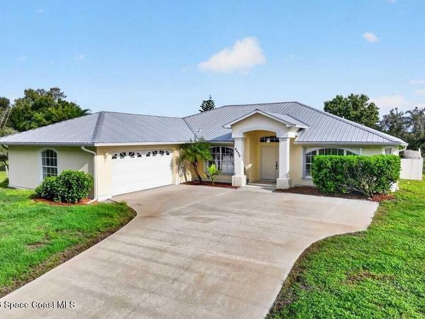 4630 Sand Point Road, Grant, FL 32949