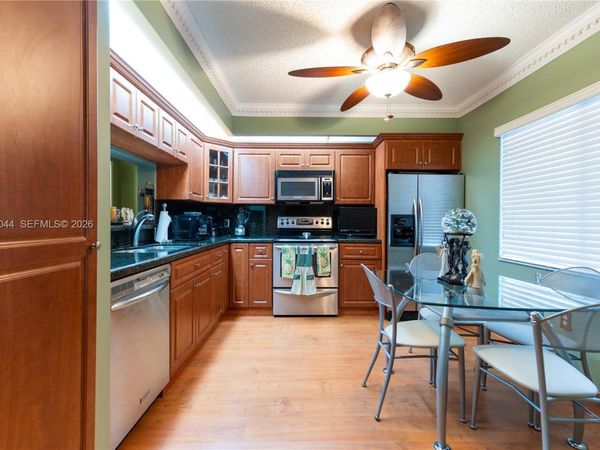 1600 SW 127th Way , Unit 207C, Pembroke Pines, FL 33027