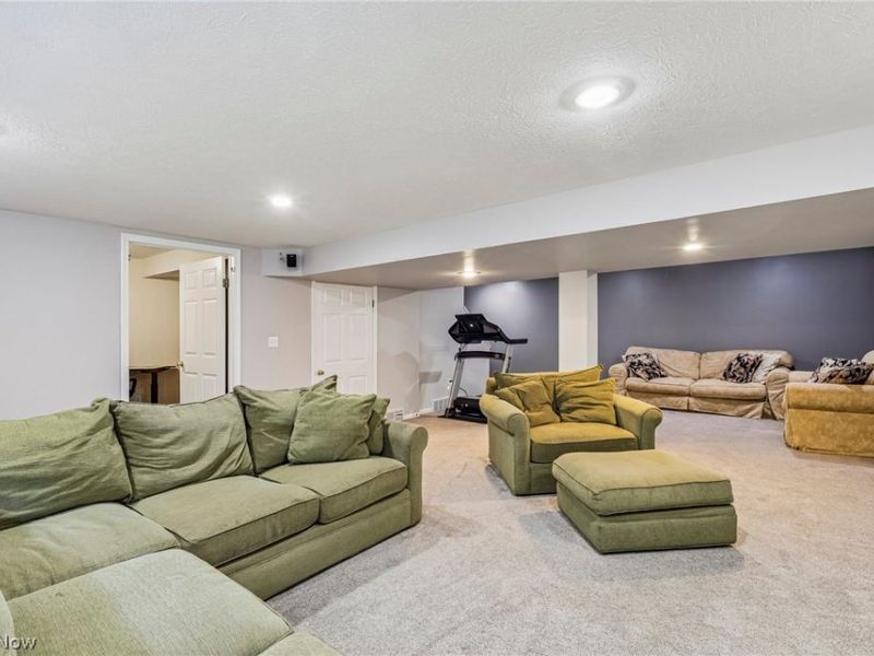 10392 Andover Drive, Twinsburg, OH 44087 Photo 32