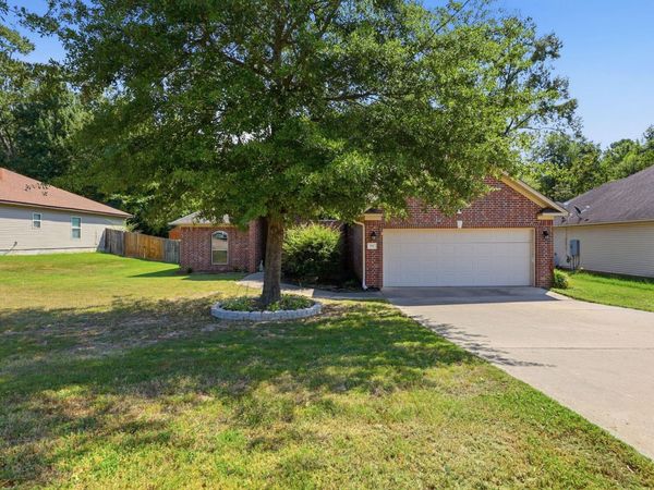 302 Montgomery Drive , Benton, AR 72015