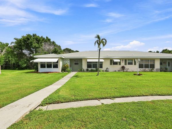 912 Savannas Point Drive, Unit Apt b, Fort Pierce, FL 34982